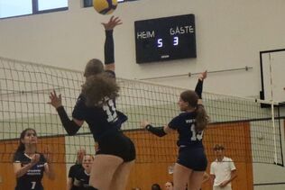 🏐 Starker Kampfgeist und drei wichtige Punkte für die Damen 1! 💪🎉