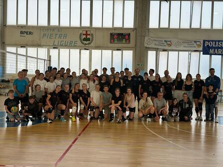 Abbinamento amichevole contro Maremola Volley